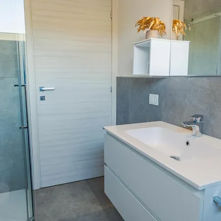 Appartamento Garda Hideaway - Italian Homing *