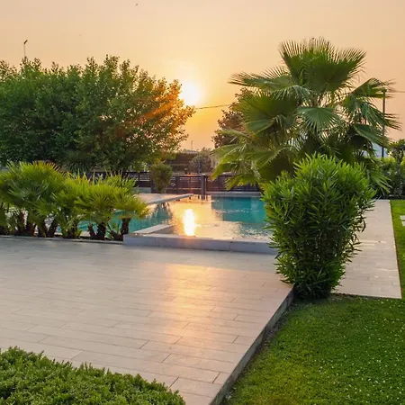 Garda Hideaway - Italian Homing Apartmán Peschiera del Garda